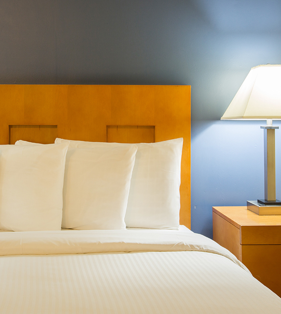 Stay In Our Spacious Well-appointed Guest Rooms La Luna Inn Offers Family And Business Traveler Friendly Accommodations