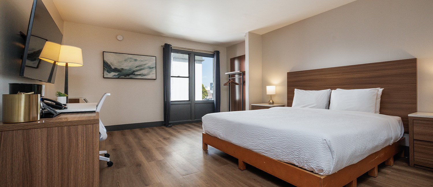 Stay In Our Spacious Well-appointed Guest Rooms La Luna Inn Offers Family And Business Traveler Friendly Accommodations